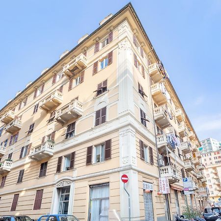 Waterfront District Apartment Janov Exteriér fotografie