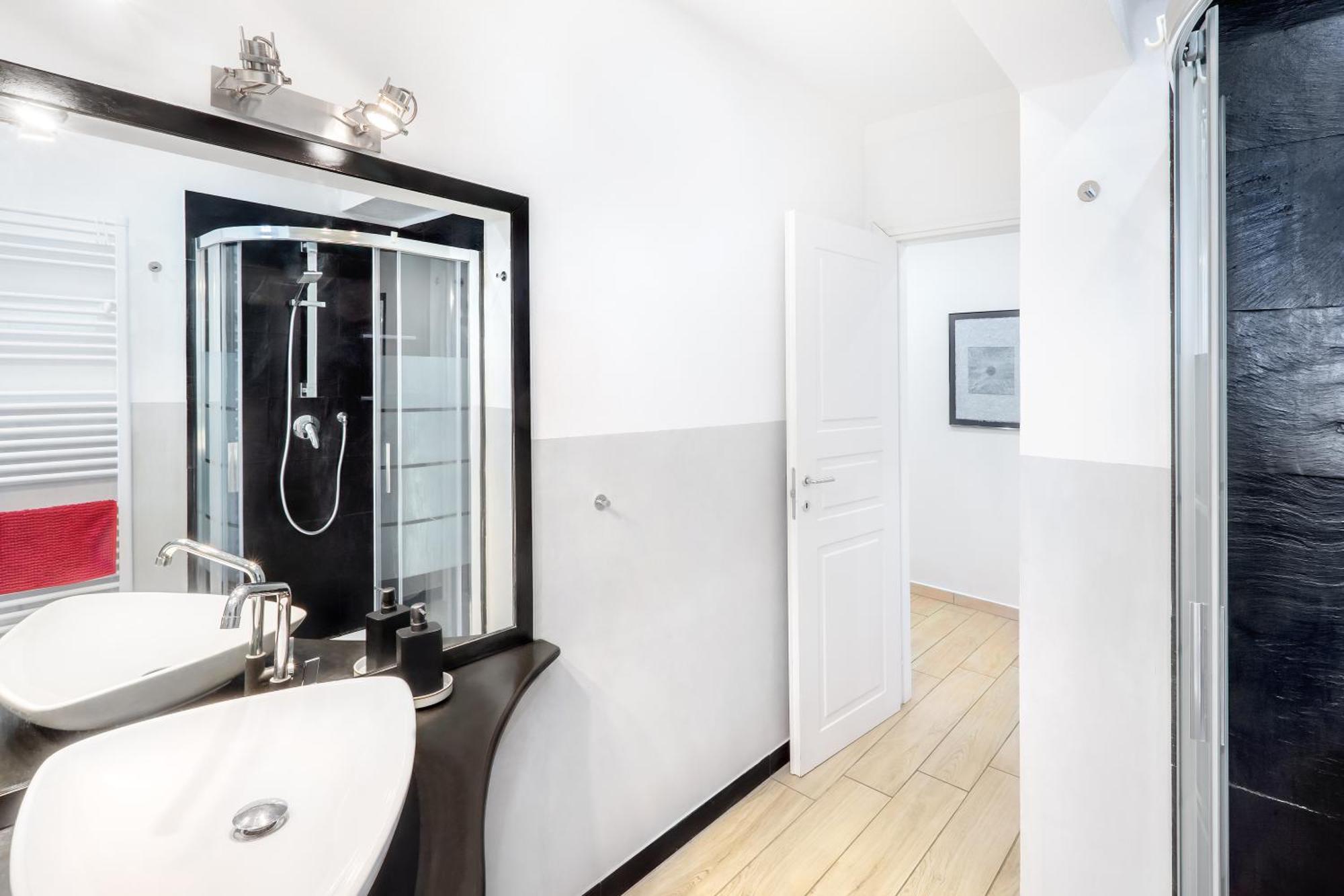 Waterfront District Apartment Janov Exteriér fotografie