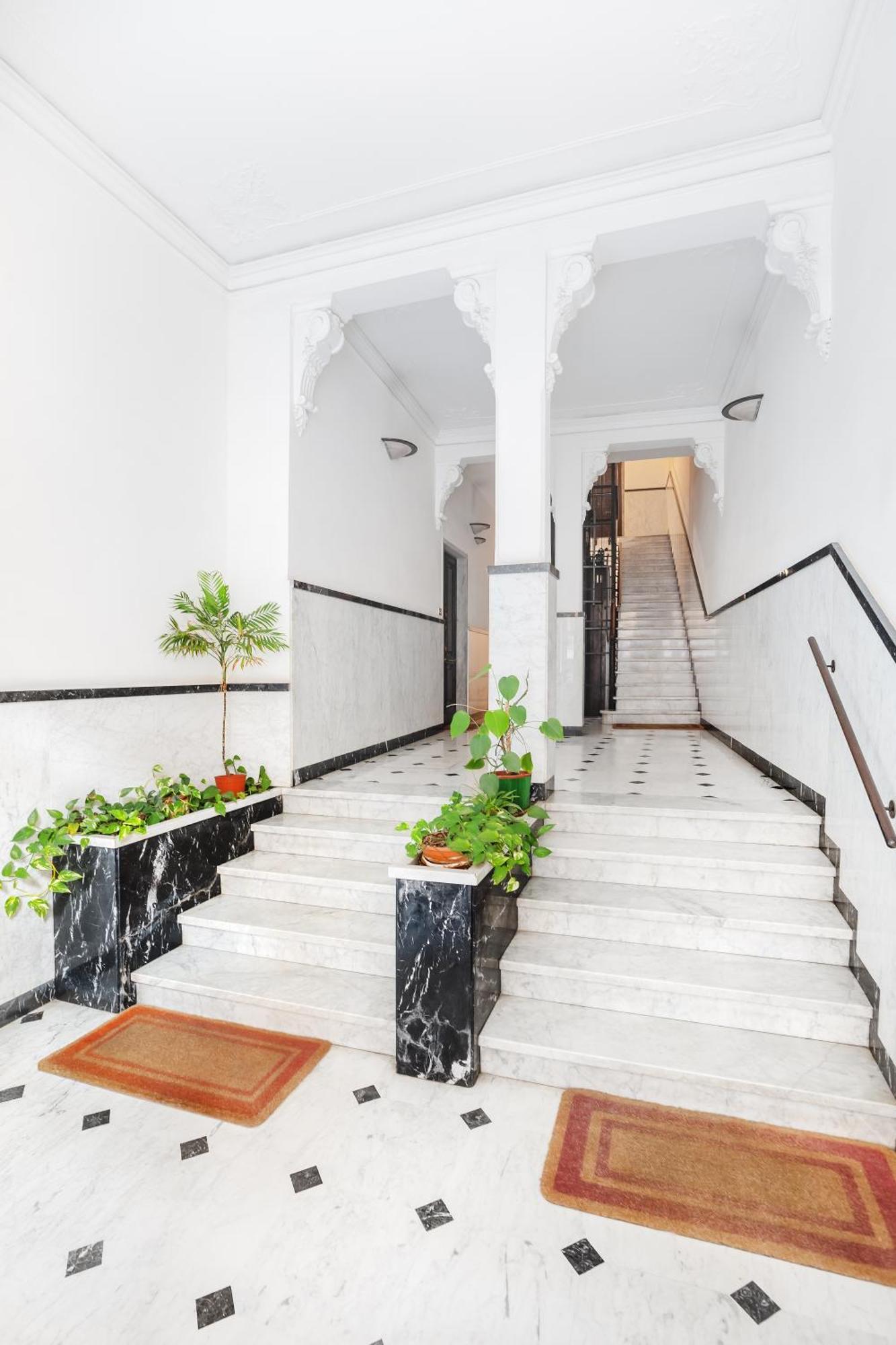 Waterfront District Apartment Janov Exteriér fotografie